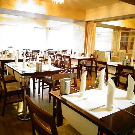 Hotel Ozana 4*