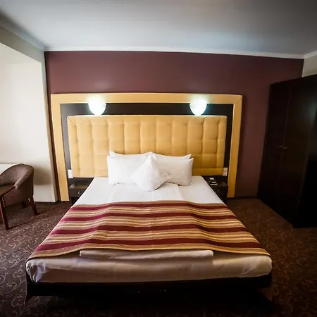 Ozana Hotel 4*